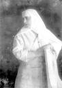 1. Regina Maria in uniforma de infirmiera PRM MMN.jpg